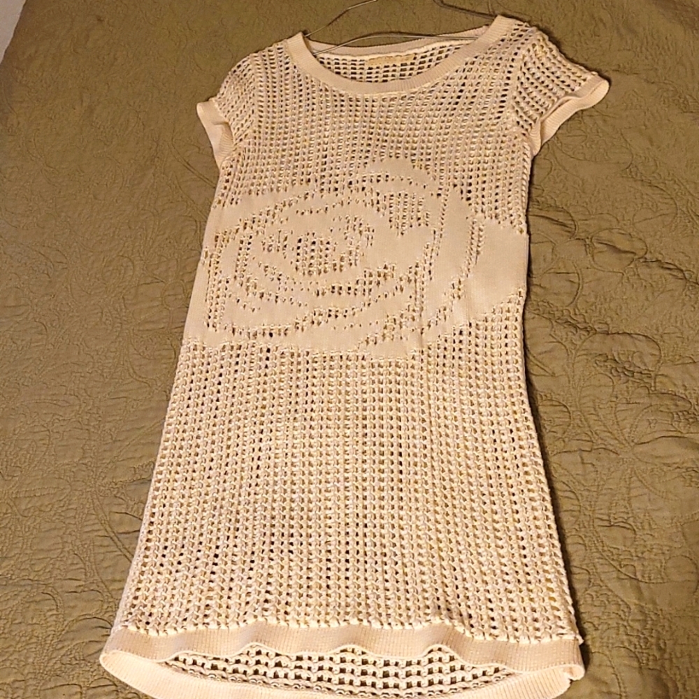 Medium white cotton dress